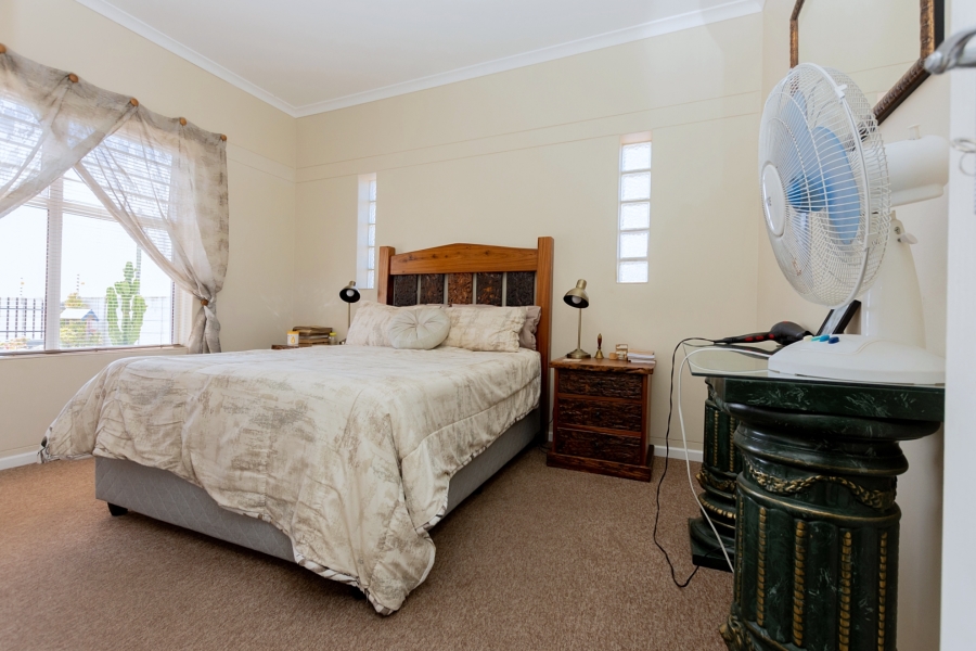 3 Bedroom Property for Sale in Laaiplek Western Cape